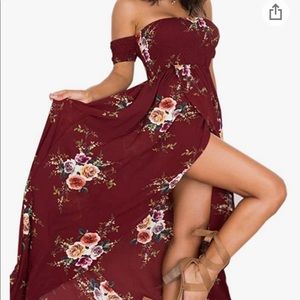 2/$25 New never worn! Hi low slit dress